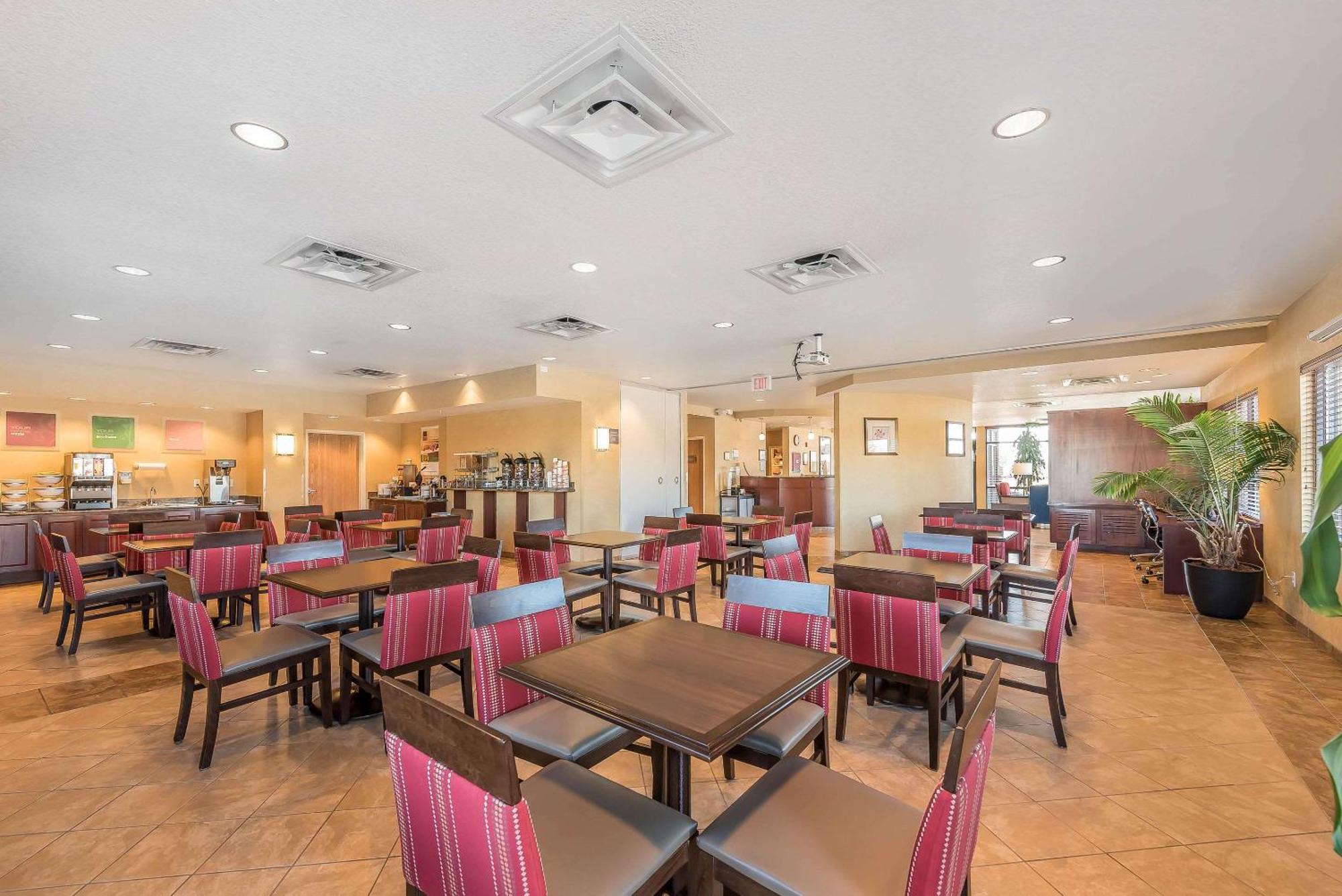 Comfort Suites לונגמונט מראה חיצוני תמונה