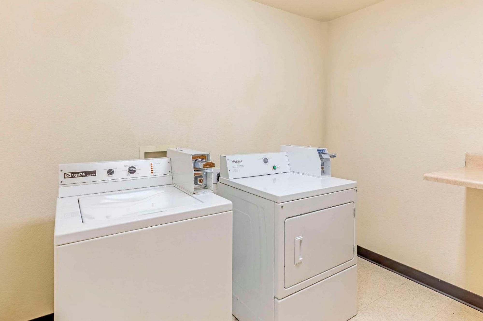 Comfort Suites לונגמונט מראה חיצוני תמונה